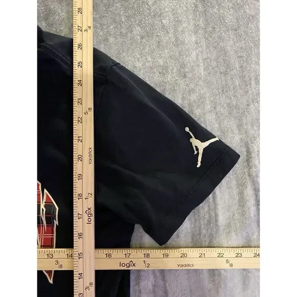 JORDAN Holiday Plaid Black T-Shirt Nike Sz Small DV1433-010 - Picture 4 of 7